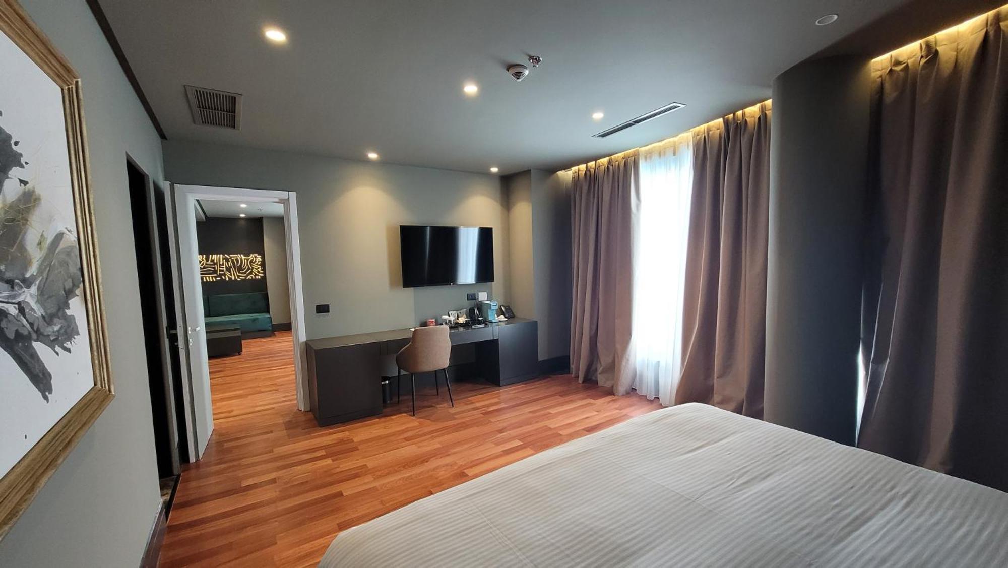 Arka Art Hotel 5*