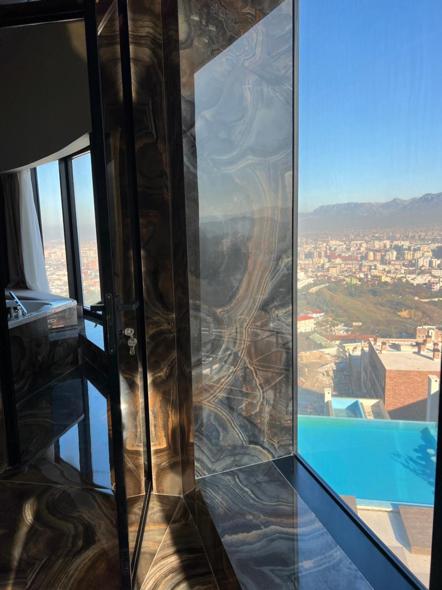 Arka Art Hotel