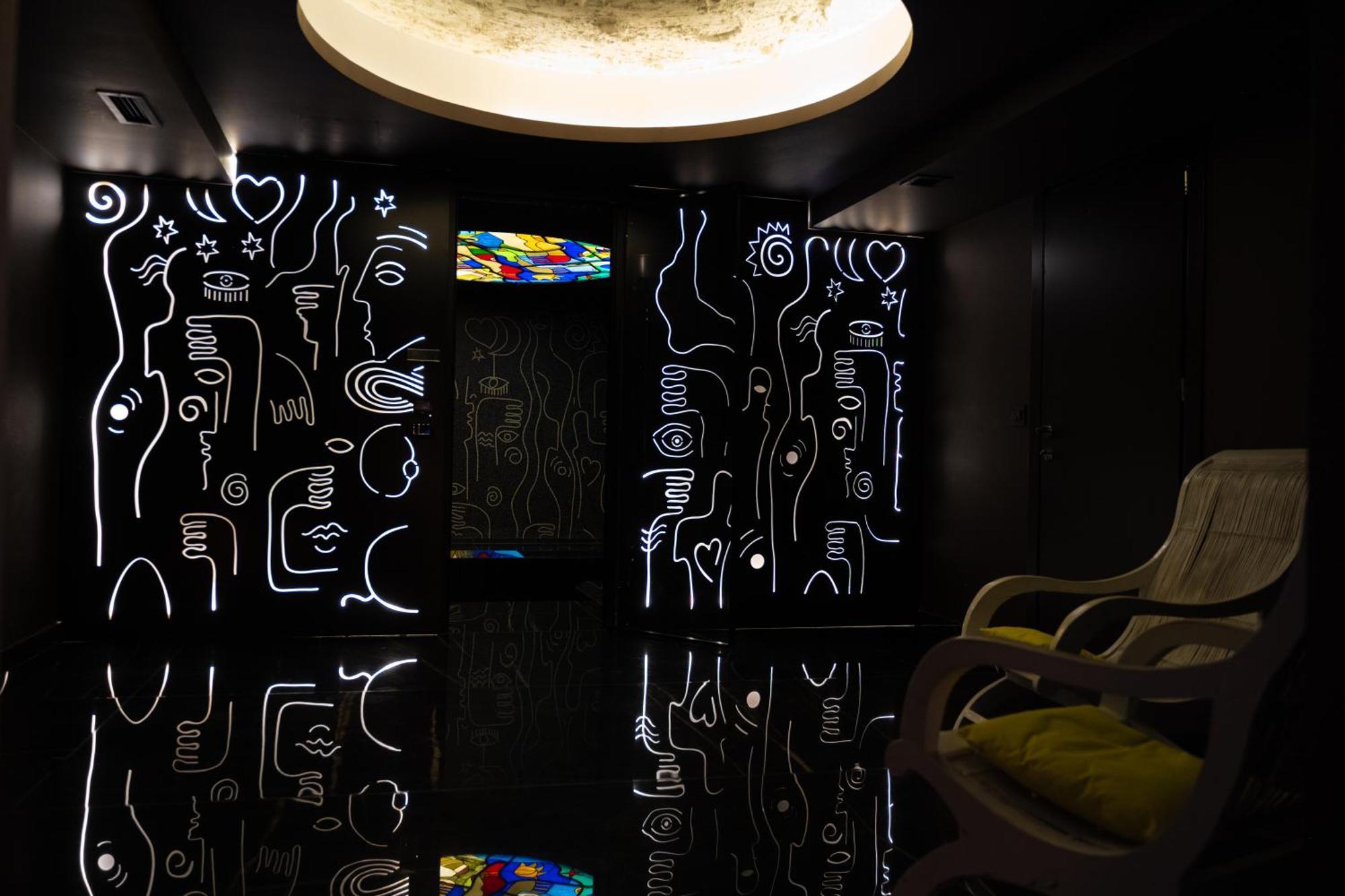Arka Art Hotel